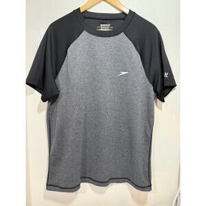 Speedo Mens Medium Gray Short Sleeves Lightweight Performance Tee